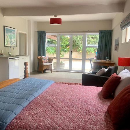 Garden Studio Apartment Havelock North Bagian luar foto